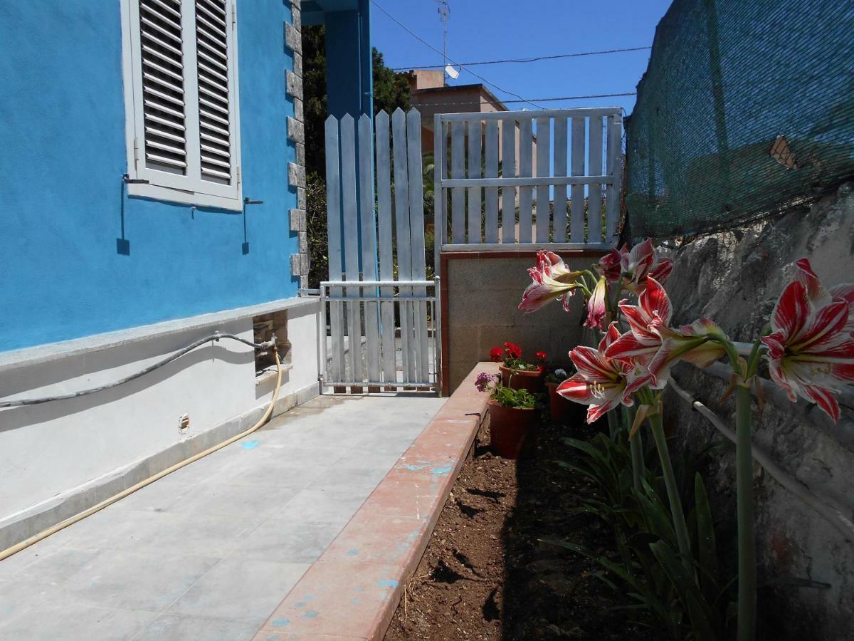 Casa Deli - Le Farfalle Blu Сиракузы Экстерьер фото